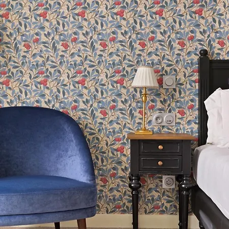 De Sevres 3*