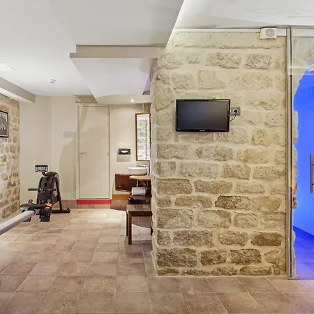 オテル ドゥ セーブル ホテル