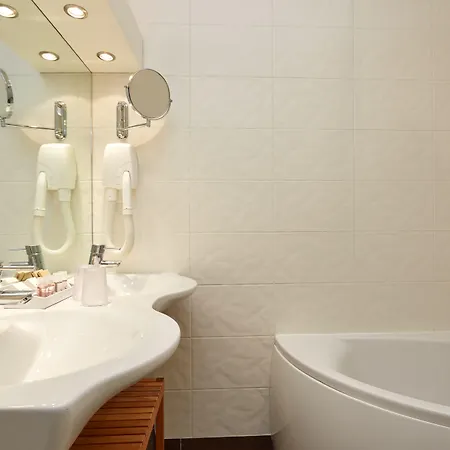 ホテル オテル ドゥ セーブル 3*