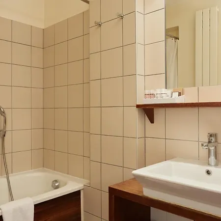 ホテル オテル ドゥ セーブル パリ