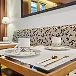 De Sevres Hotel 3*