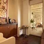 De Sevres 3* Paris
