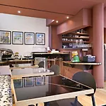 De Sevres 3*