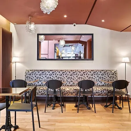 Hotel De Sèvres Parigi